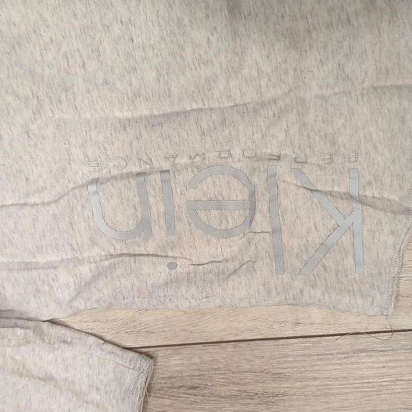 Calvin Klein Performance Top - Picture 3 of 3